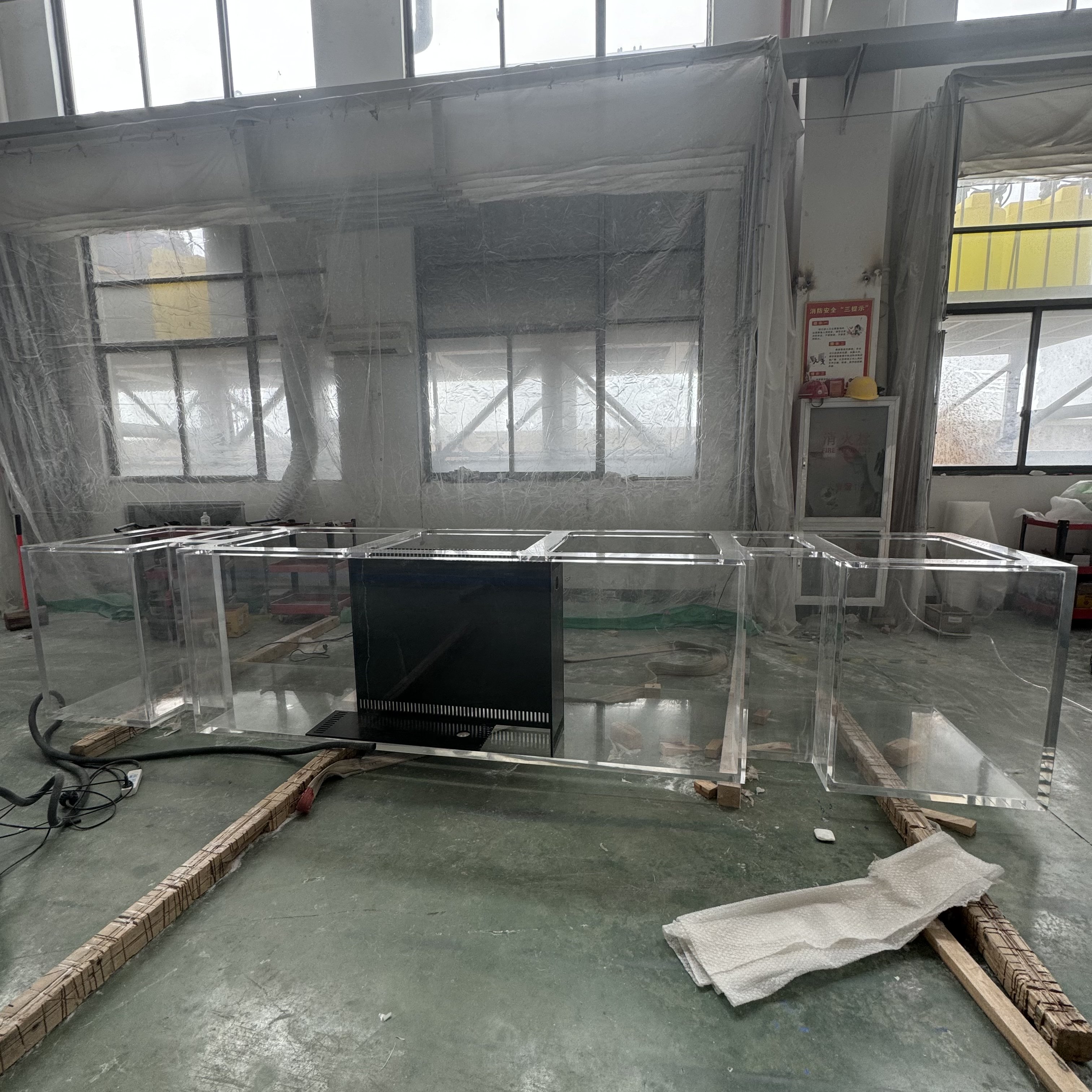 High quality cheap price custom very large betta fish tank acrylic divider aquarium
