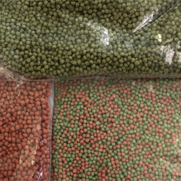 Manufacturers Wholesale Aquarium Goldfish Koi Fish Food Color And Beauty Ornamental Fish Puffed Feed Fish Food.