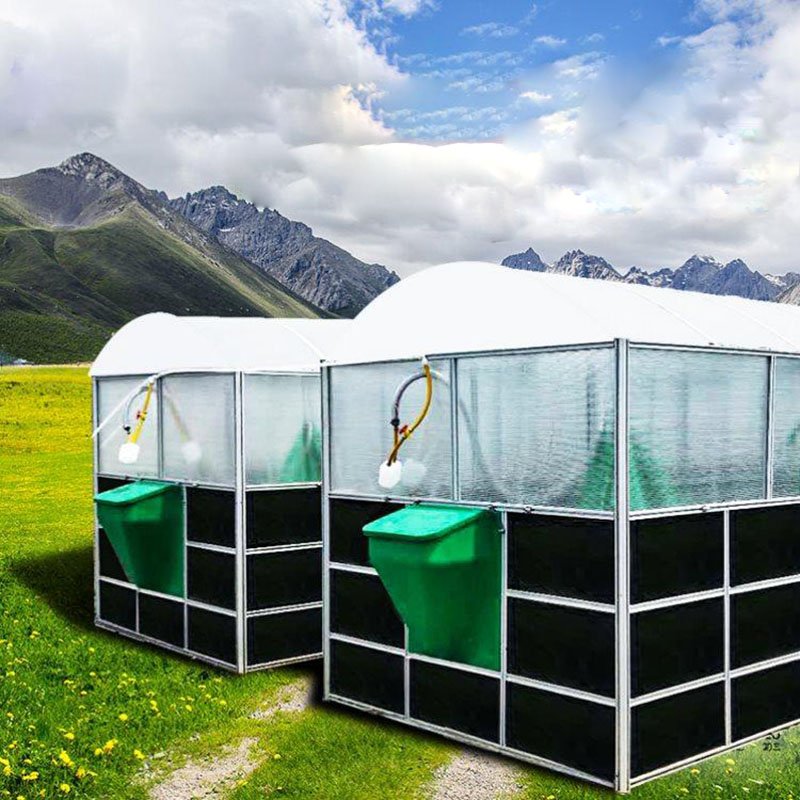 Easy to use and cheap solar biogas digester