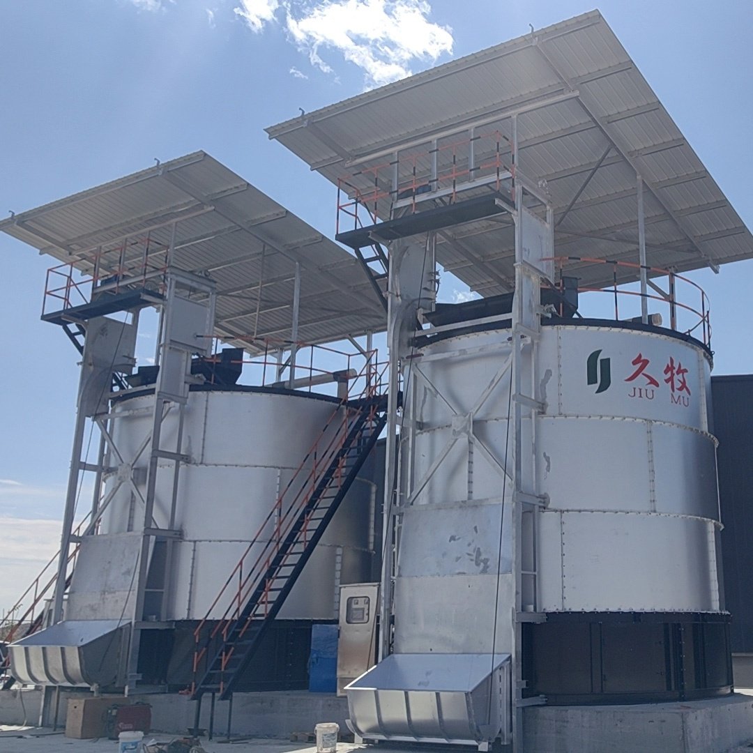 Aerobic digester reactor biogas biodigestor system for chicken farms
