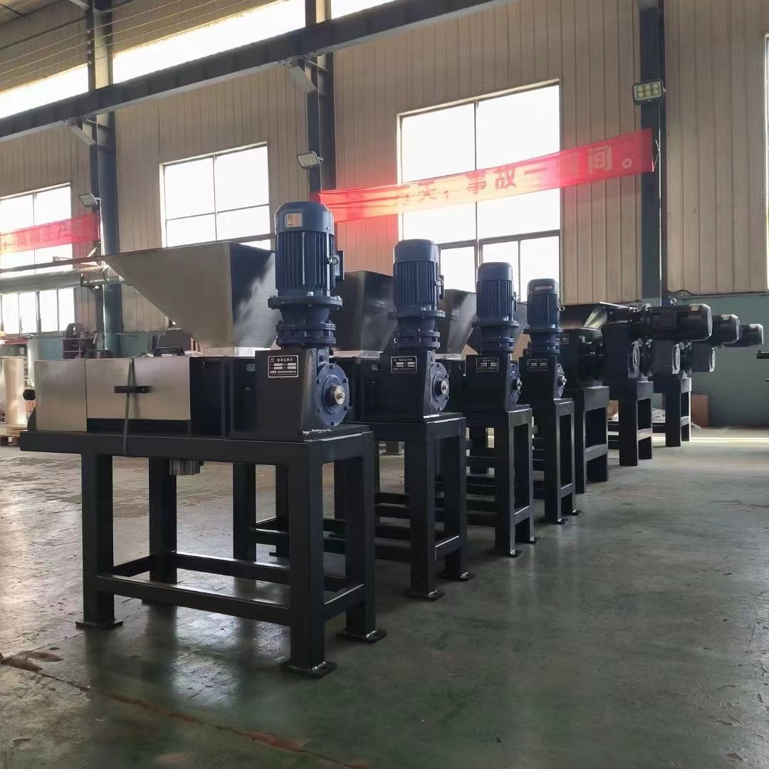 efficient screw press cylinder screen centrifugal inclined food solid-liquid manure decanter dung separator stainless machine