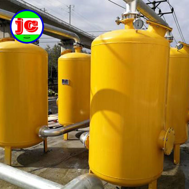 Biogas scrubber for biogas purification