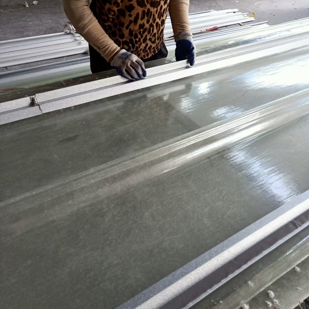Waterproof UV Protection Corrosion Resistance Transparent 2mm 3mm Frp Fiberglass Corrugated Sheet for Roof