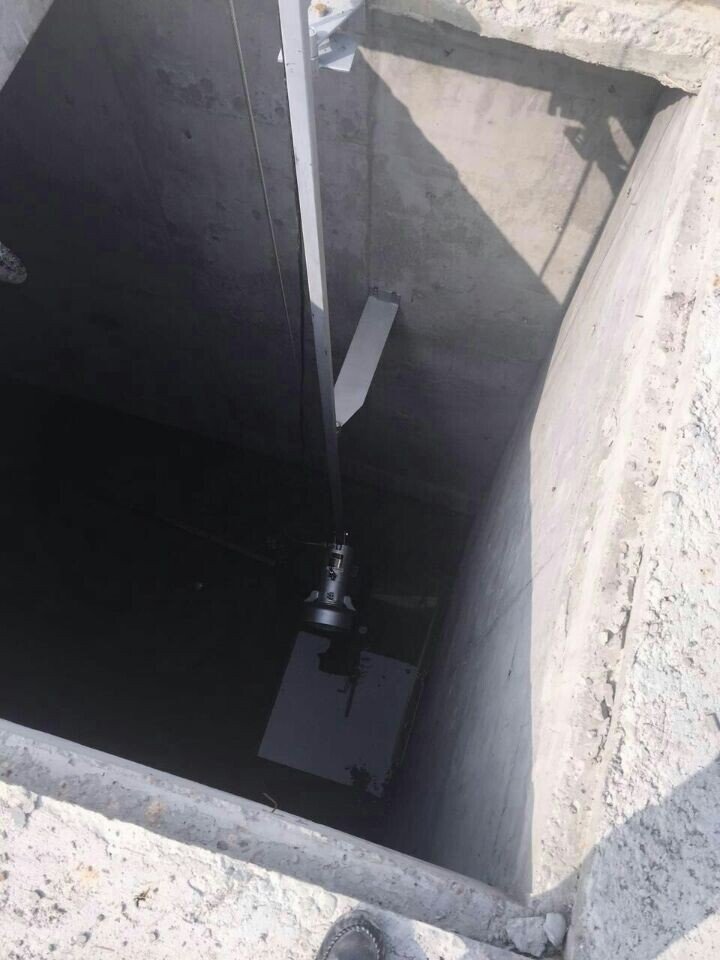 Industrial Wastewater Treatment 2.2kw 2.6kw Power Submersible Agitator Submersible Biogas Mixer