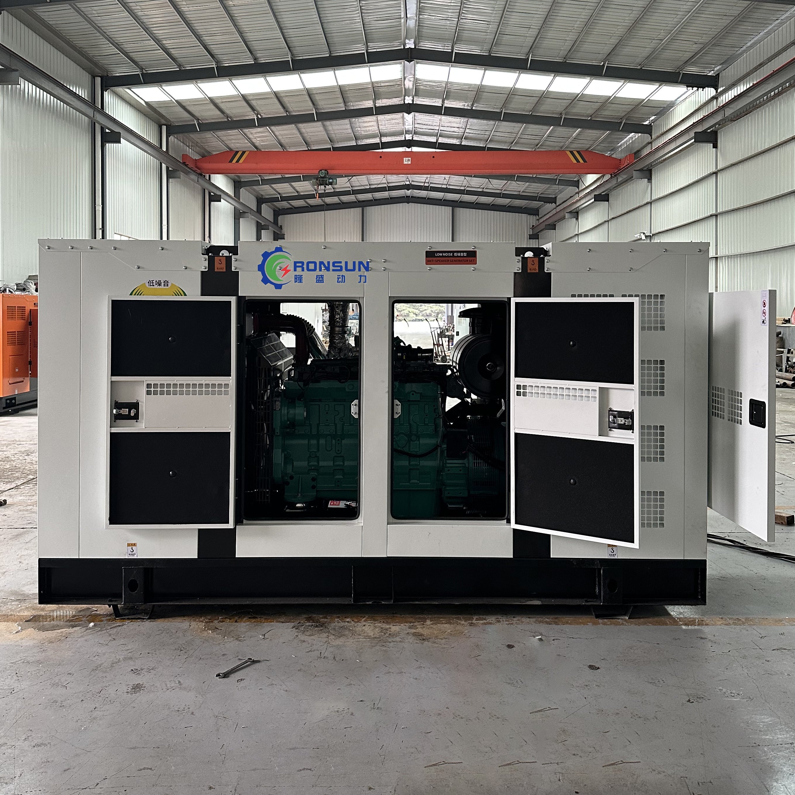 100KW impulsado por el grupo electrogeno de biogas Cummins, generador de biogas de 150kva de gas de paja de biogas de granja