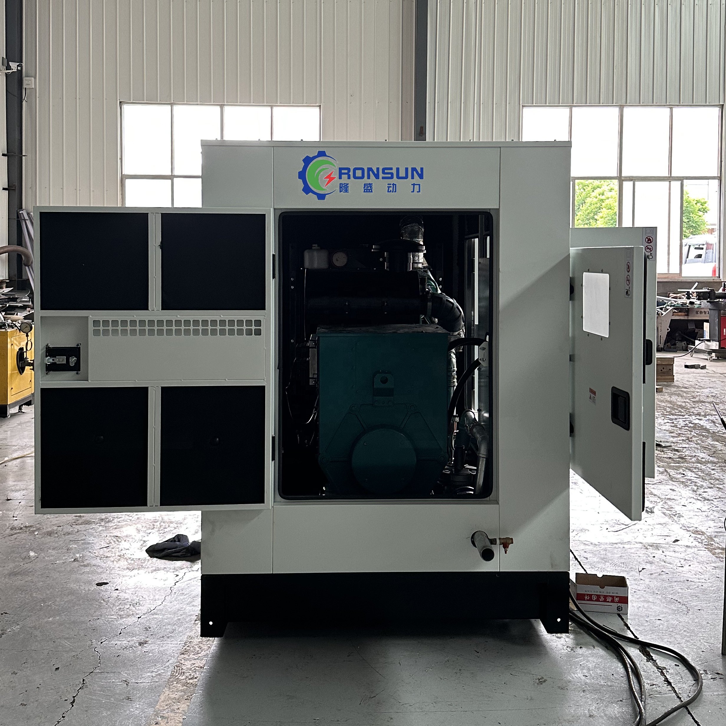 100KW impulsado por el grupo electrogeno de biogas Cummins, generador de biogas de 150kva de gas de paja de biogas de granja