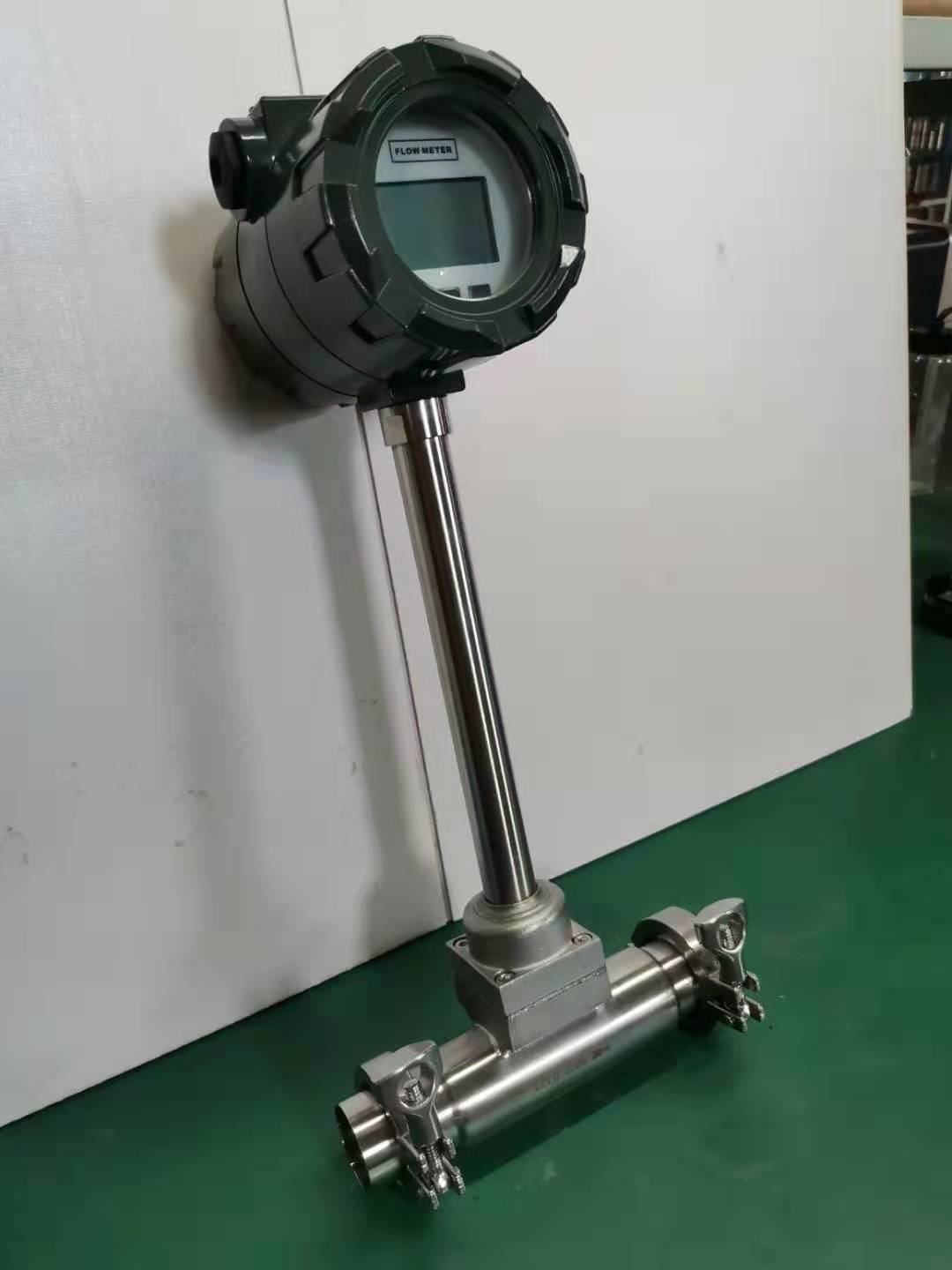 China Kaifeng air flow meter vortex surcharged steam vortex flowmeter Wafer digital steam vortex flow meter