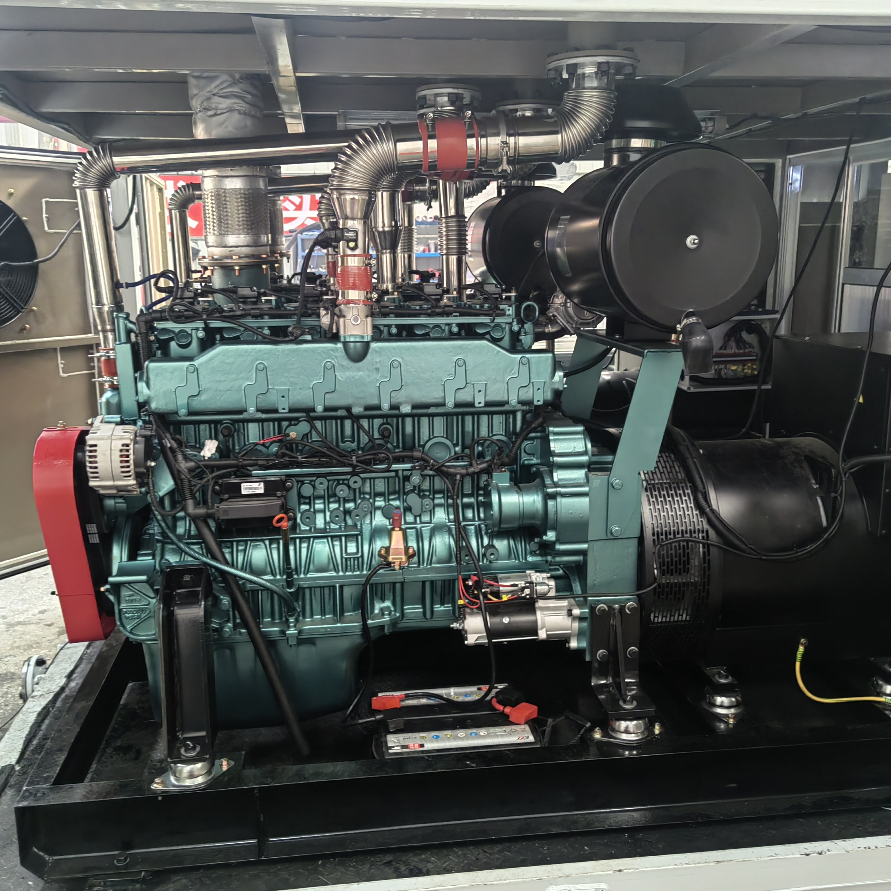 natural gas generators for a power of 10 MW: 1 x 1 MWh or 5 x 2 MWh Hot country working condition.