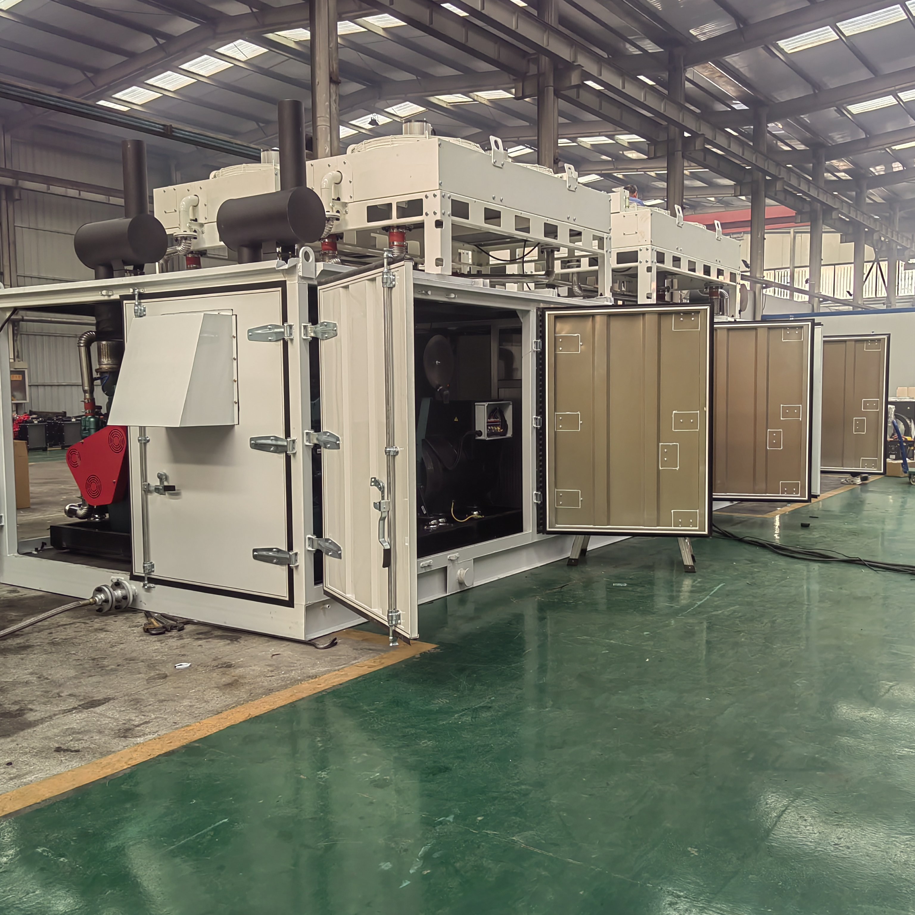 natural gas generators for a power of 10 MW: 1 x 1 MWh or 5 x 2 MWh Hot country working condition.