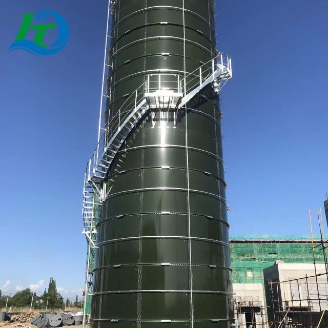 State-of-the-Art biogas digester tank,biogas power plant water treatment chemical new type leakproof fish pond