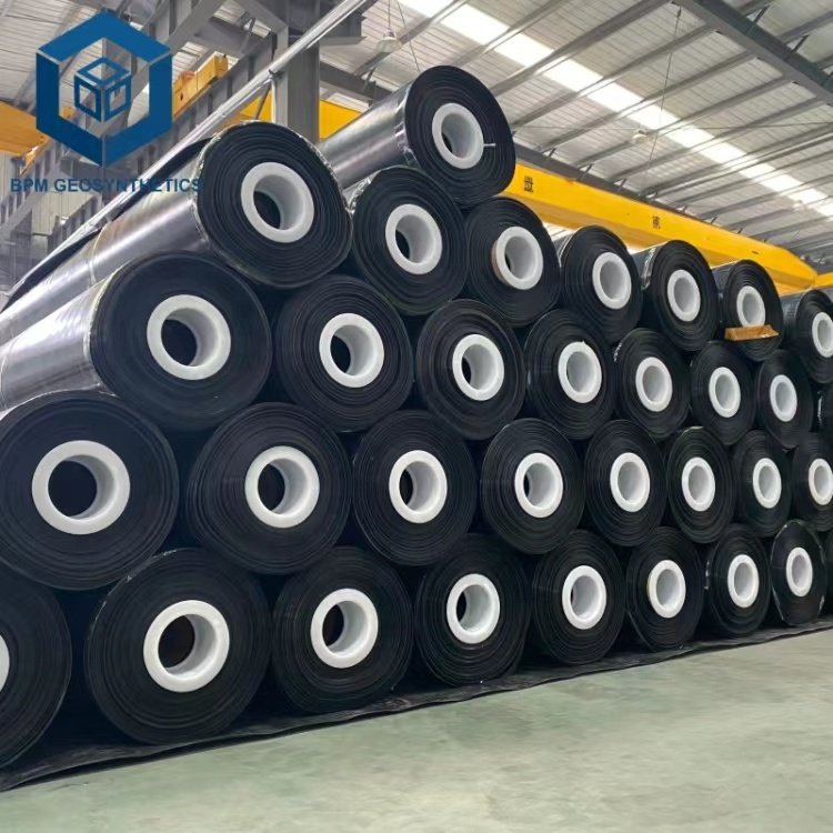 Geomembranes HDPE Liner for Artificial Lake Saudi Arabia Market