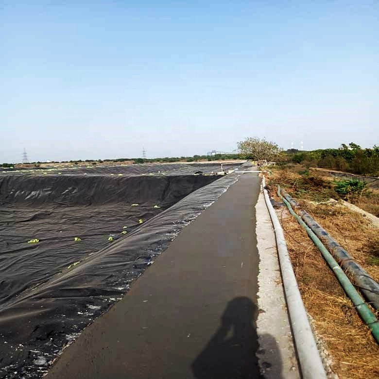 HDPE geomembrane anti-aging Black film biogas pool 0.2-3.0mm good anti-seepage effect hdpe geomembrane