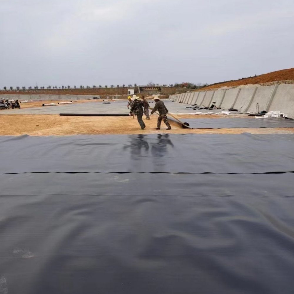 HDPE Geomembrane Pond Geomembrane GRI GM13 HDPE Dam Liners for Biogas Project Dam Liners