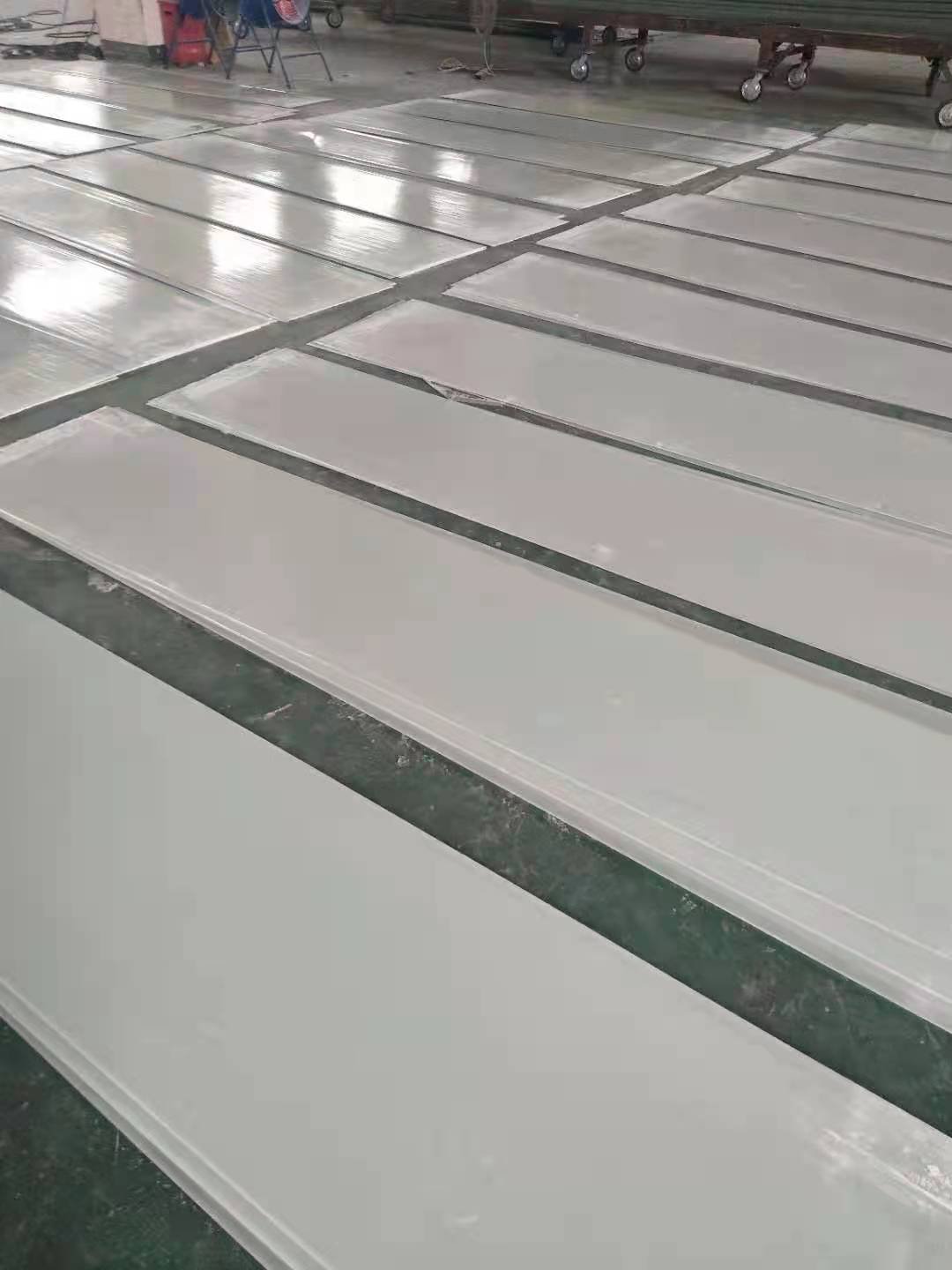 Light Weight Corrosion Resistance 1mm 2mm White Opal Corrugated Fiberglass FRP Sheet for Warehouse Roof