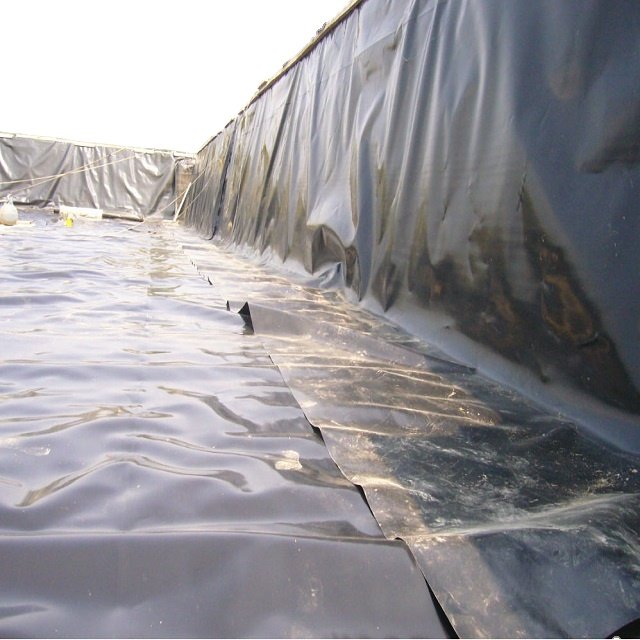 world famous flat extruded geomembrane supplier Yingfan Brand geomembrane for biogas pond