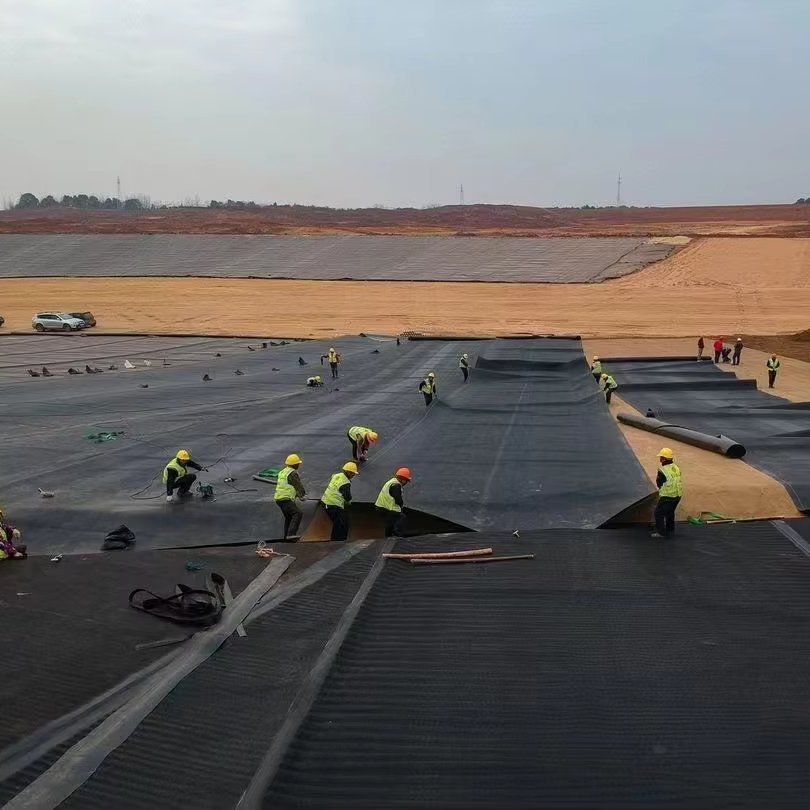 1.0mm Dam Liner HDPE Geomembrane Lining of Irrigation Canal HDPE Geomembrane 2mm With Smooth Surface