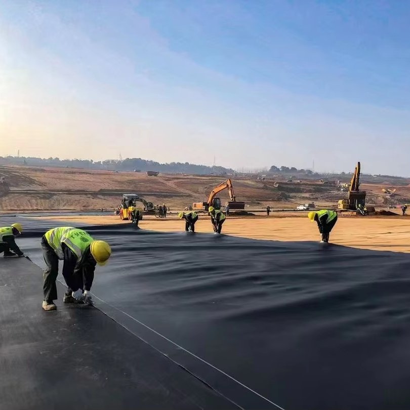 1.0mm Dam Liner HDPE Geomembrane Lining of Irrigation Canal HDPE Geomembrane 2mm With Smooth Surface