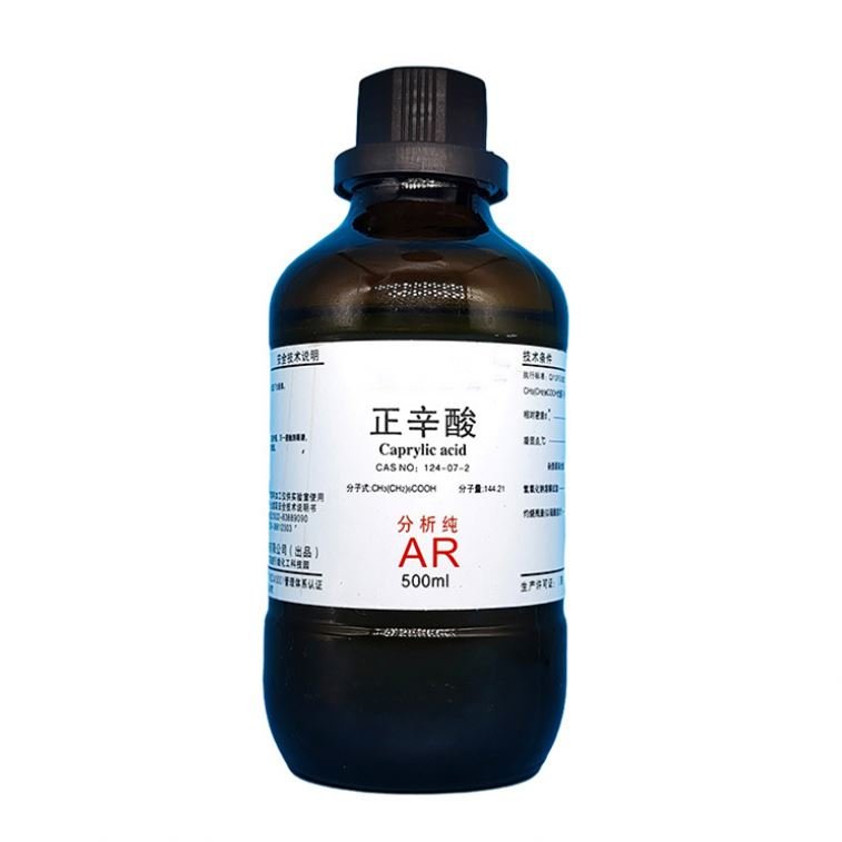 High purity food grade 99% Caprylic acid (Octanoic Acid) organic intermediate CAS 124-07-2