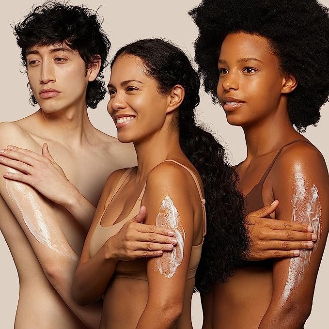 Our own brand niacinamide whitening body lotion is suitable for dry skin collagen body lotion