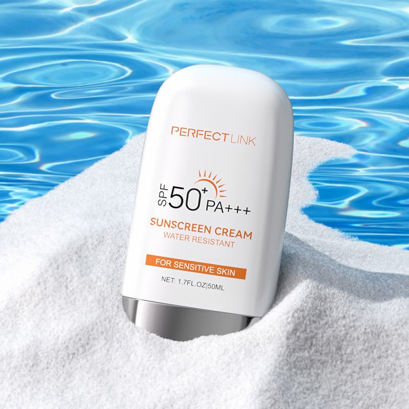 Wholesale OEM Cream/Liquid Color Sunscreen with Zinc Oxide UVA UVB Protective Lotion Long Lasting Facial Sunscreen SPF 50