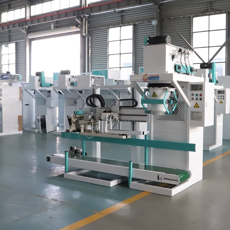 15kg 25kg 50kg Automatic Soil Biochar Packaging Machine Sand Bags Compost Organic Fertilizer Bagging Filling Packing Machine