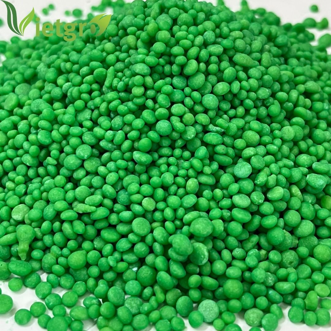 VGF Granular Compound NPK 20-20-15 Agricultural Fertilizer for All Markets - Green Granular - OEM Bag