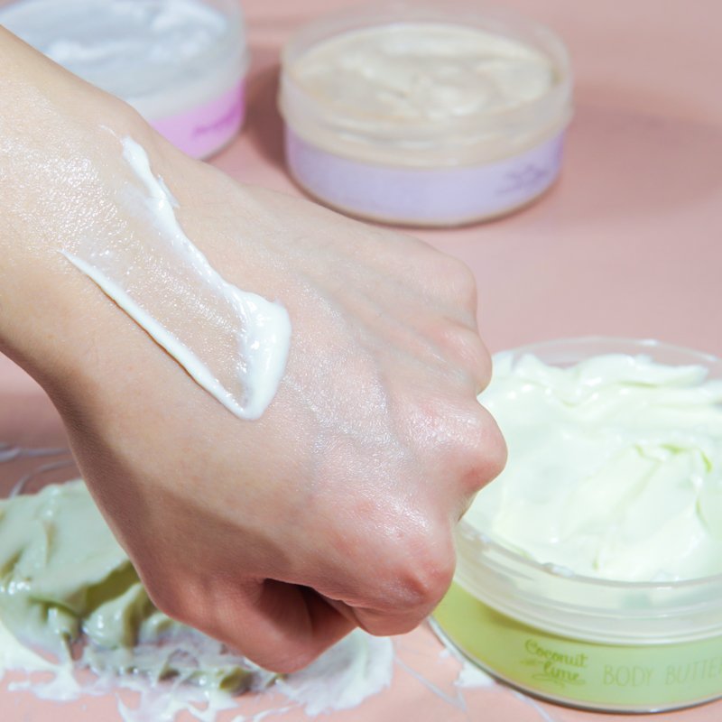OEM Custom Wholesale Private Label Body Butter Vegan Natural Brightening Moisturizing Whitening Shea Butter Body Cream
