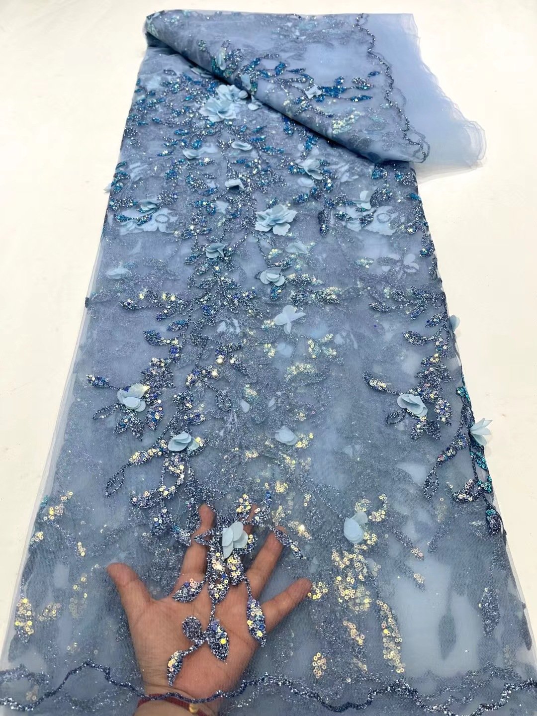 New Design Heavy Beaded Lace Fabric Sequins Mesh Net Lace Tulle Wedding Dress For Women Wedding Party Luxury Lace
