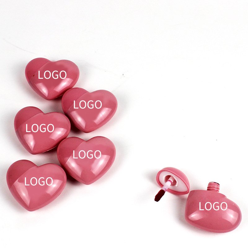 Makeup private label liquid lip gloss matte Love heart-shaped lip gloss matte lip gloss