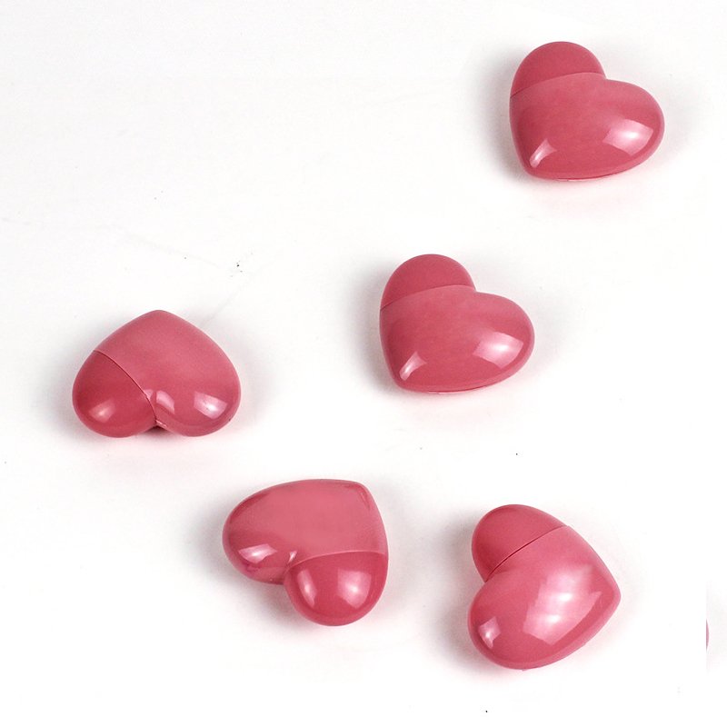 Makeup private label liquid lip gloss matte Love heart-shaped lip gloss matte lip gloss