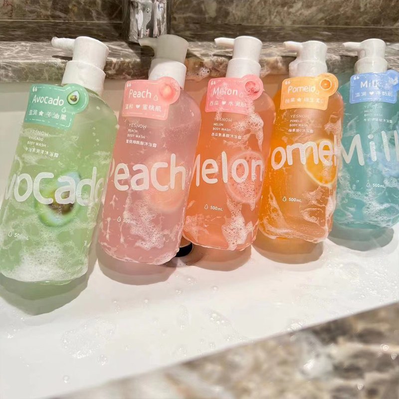 Fruity flavor Exfoliating whitening Chicken Skin Walnut Shell Particle Scrub Shower Gel peach body scrub