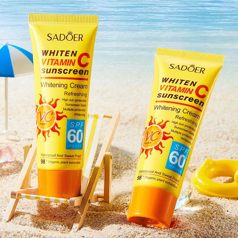 OEM Water Resistant No Color Added UV Aqua Rich Watery SPF50 Sunscreen 50g Suitable for use as Makeup Base