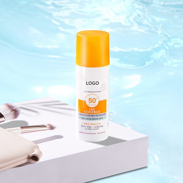 Hydrating and Moisturizing Refreshing Facial Repair Sensitive Skin Isolating Lightweight Sunscreen