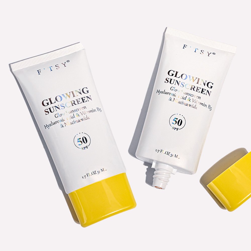 Custom Logo Tinted Sunscreen Spf 50 High Gloss UVA UVB Moisturizing For Black Skin Lightening Sunscreen