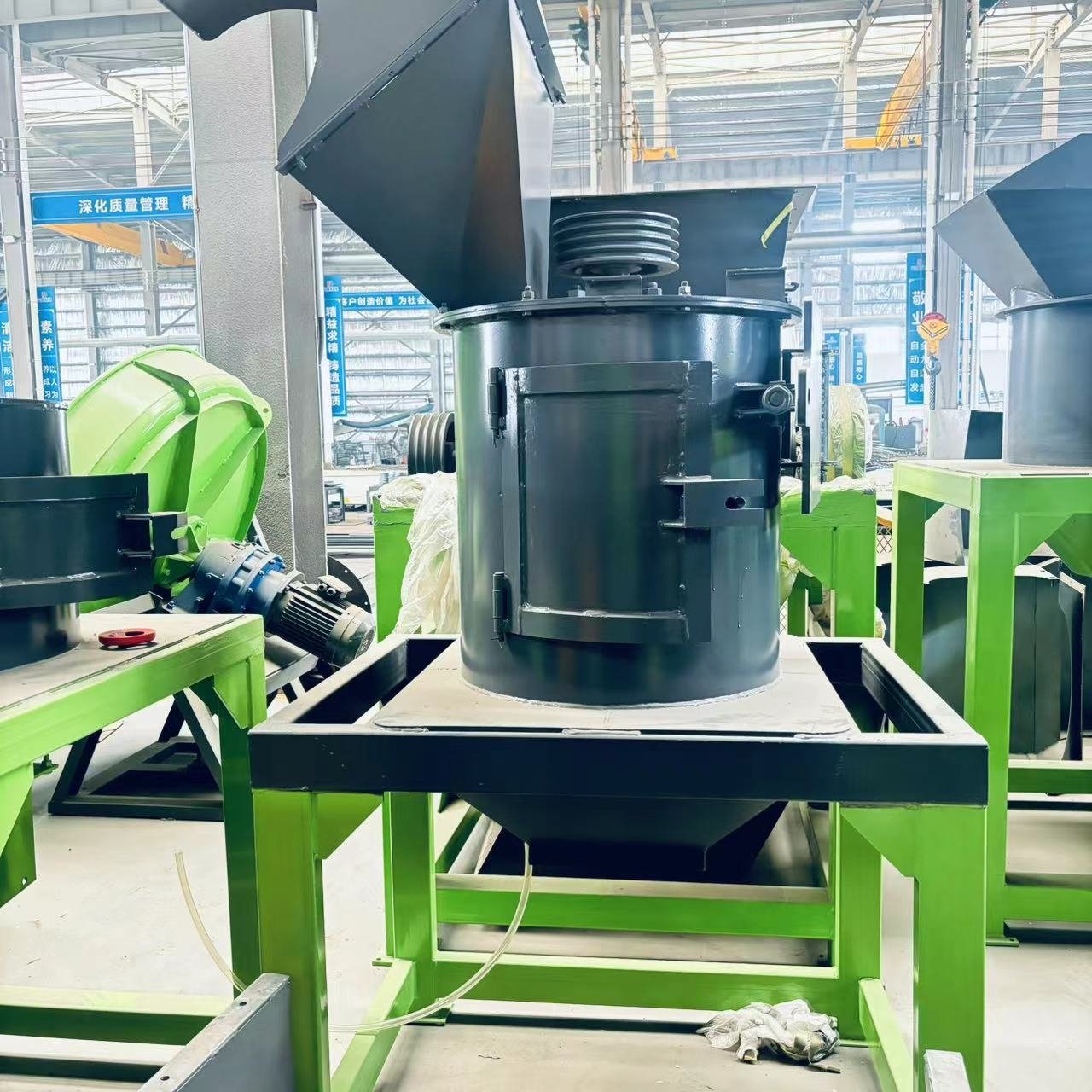 Vertical organic fertilizer mill manufacturers direct price concessions