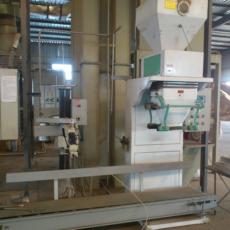 15kg 25kg 50kg Automatic Soil Biochar Packaging Machine Sand Bags Compost Organic Fertilizer Bagging Filling Packing Machine