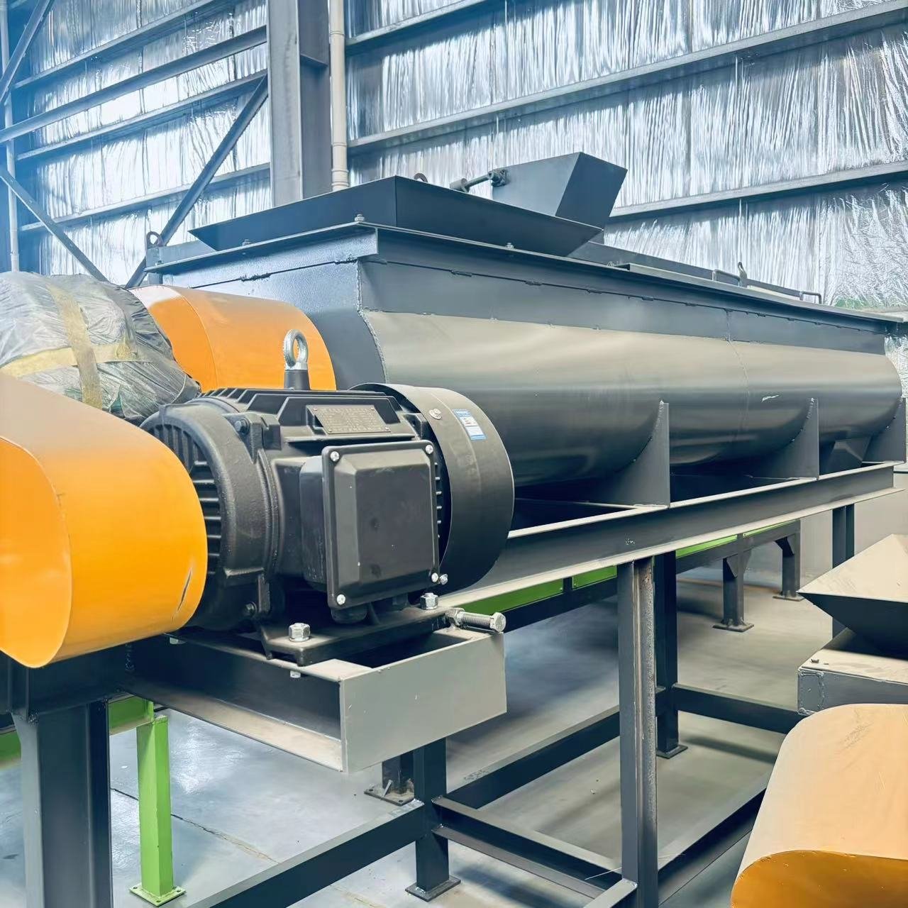 Nutrient soil biaxial mixer organic fertilizer mixing equipment