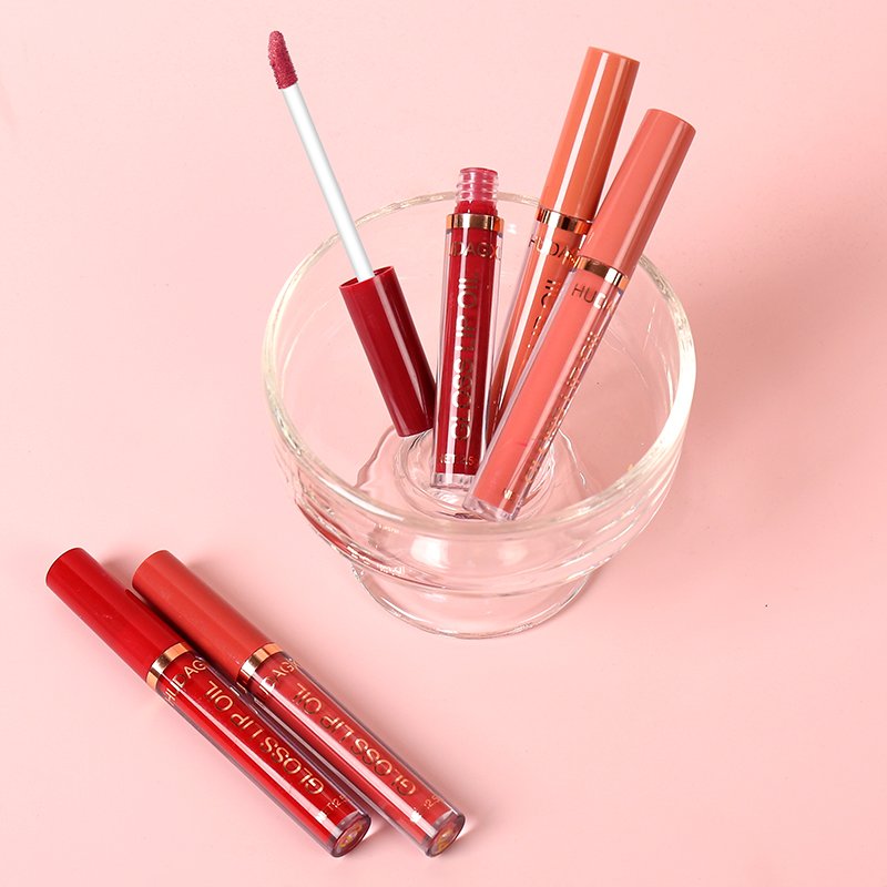 Factory spot new 5 colors moisturizing matte lip oil waterproof non-stick lip oil pouty Beep lips