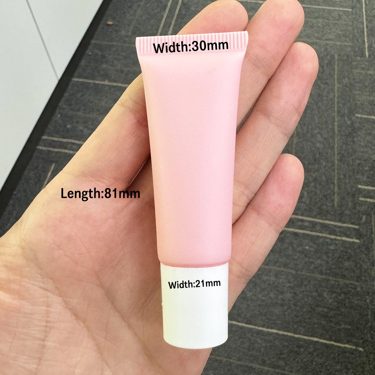 Wholesale custom vegan cosmetic plastic pink tube lip butter balm tinted natural vitamin c fruit flavor lip balm