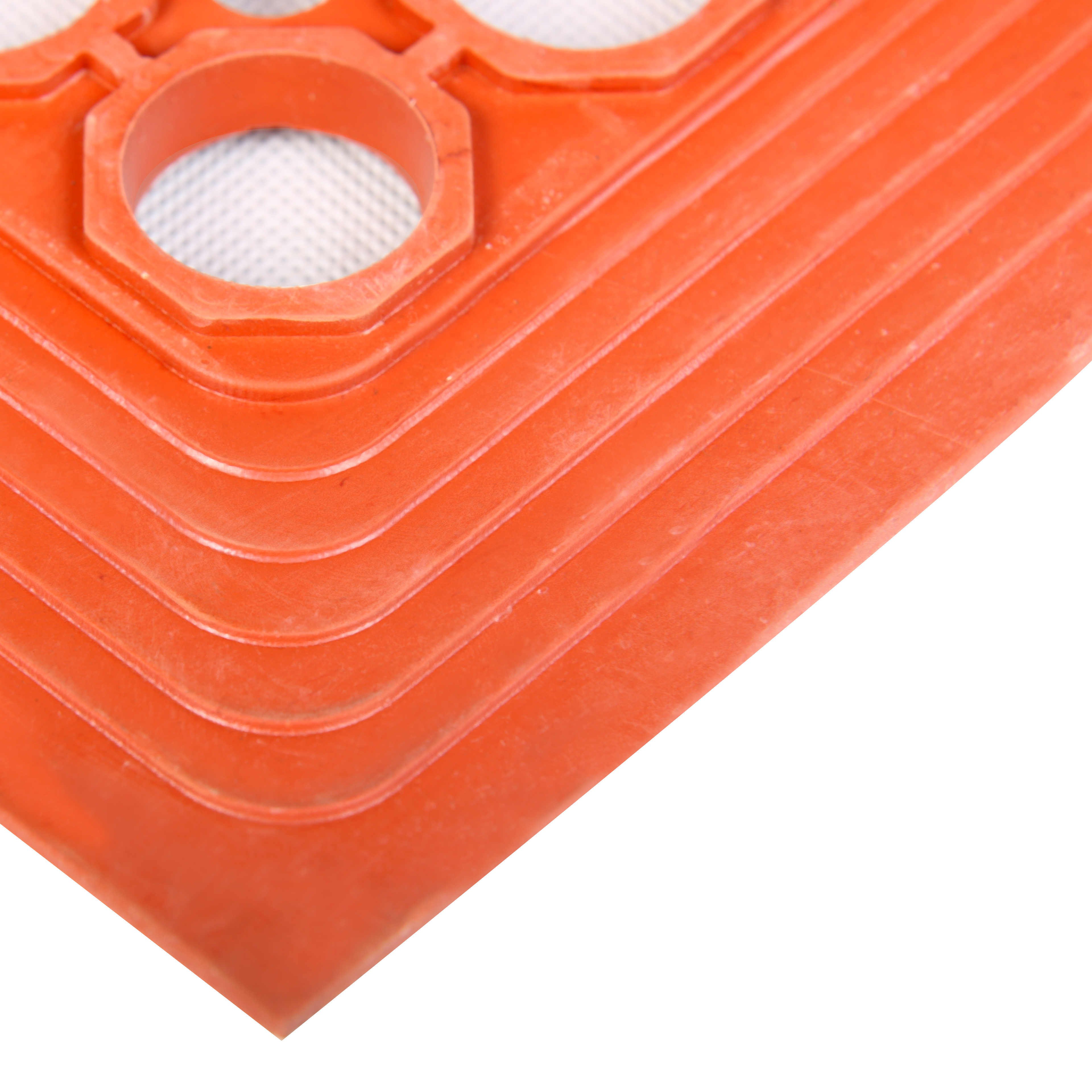 High quality commercial entrance anti slip perforated moulded rubber flooring mats with holes floor matting