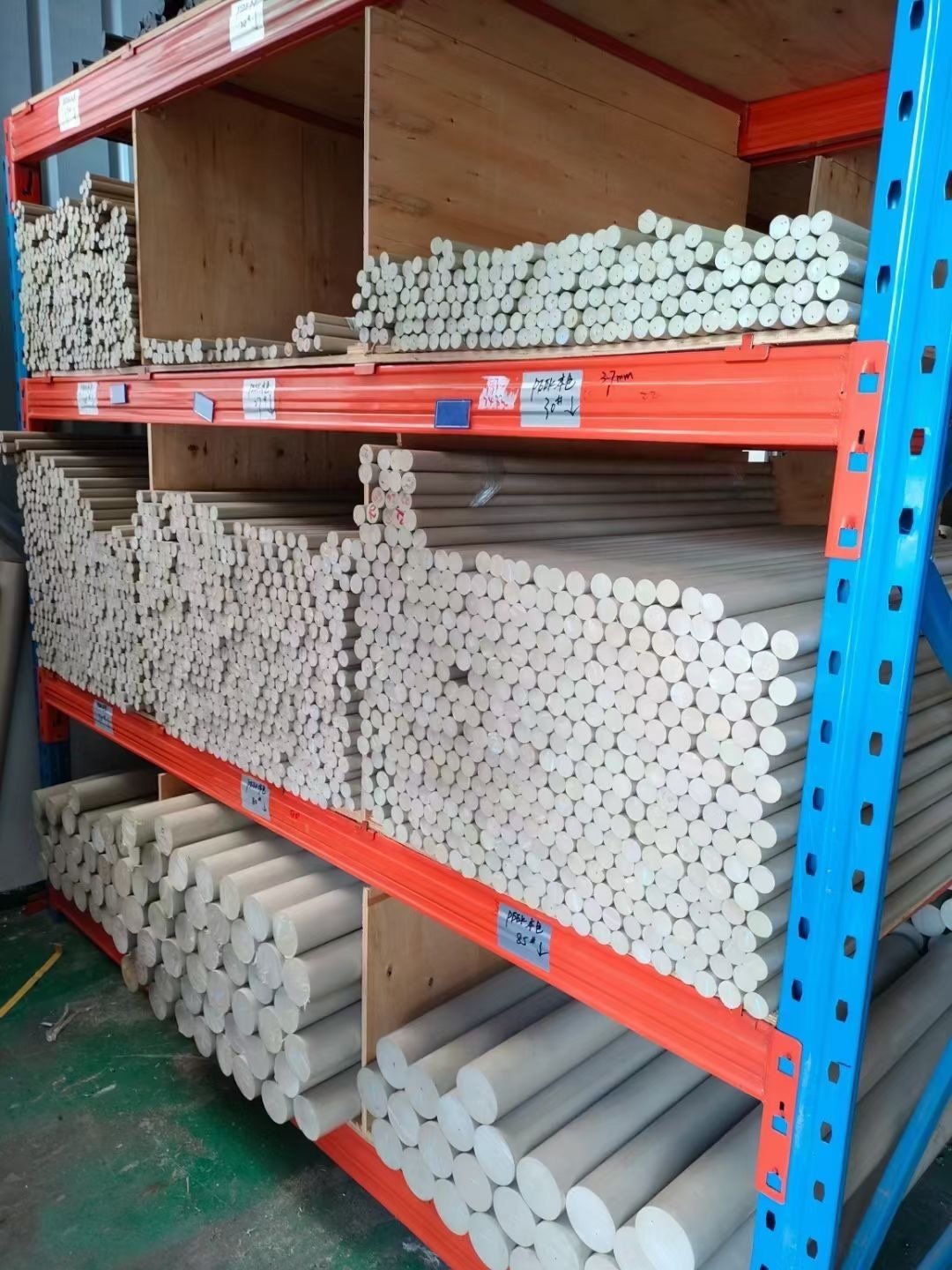 High Density Peek Tube Round Bar PEEK Sheet Rod for Engineering Plastic virgin peek rod PEEK round bar /block/rod