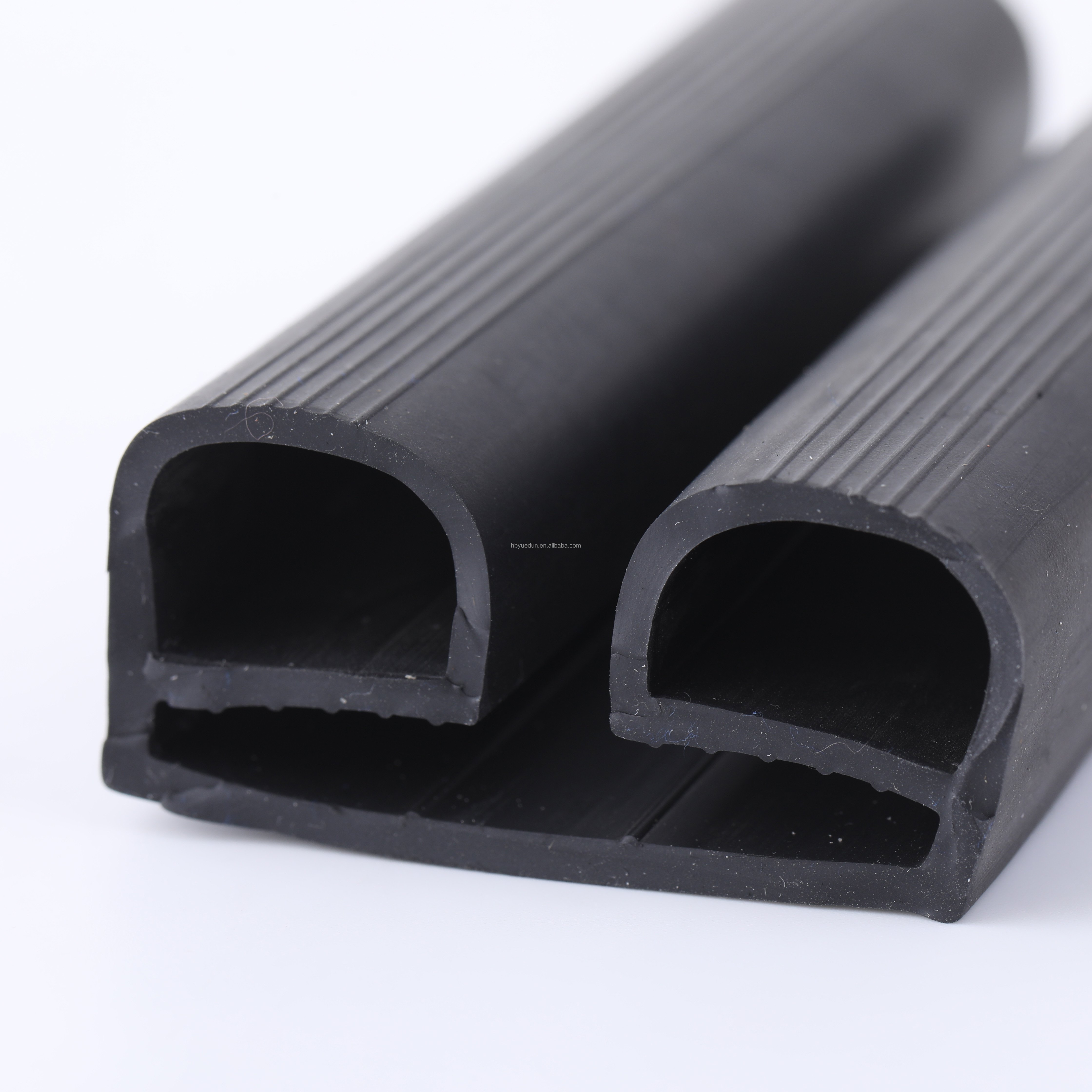 Customized High-temperature Heat-resistant Silicone Rubber Extruded Sealing Strip