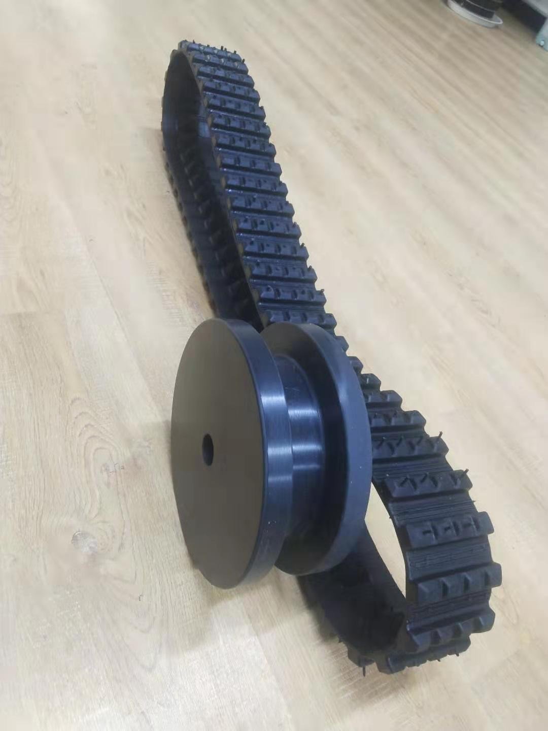 100mm wide small rubber track system vehicle rubber track BD-A