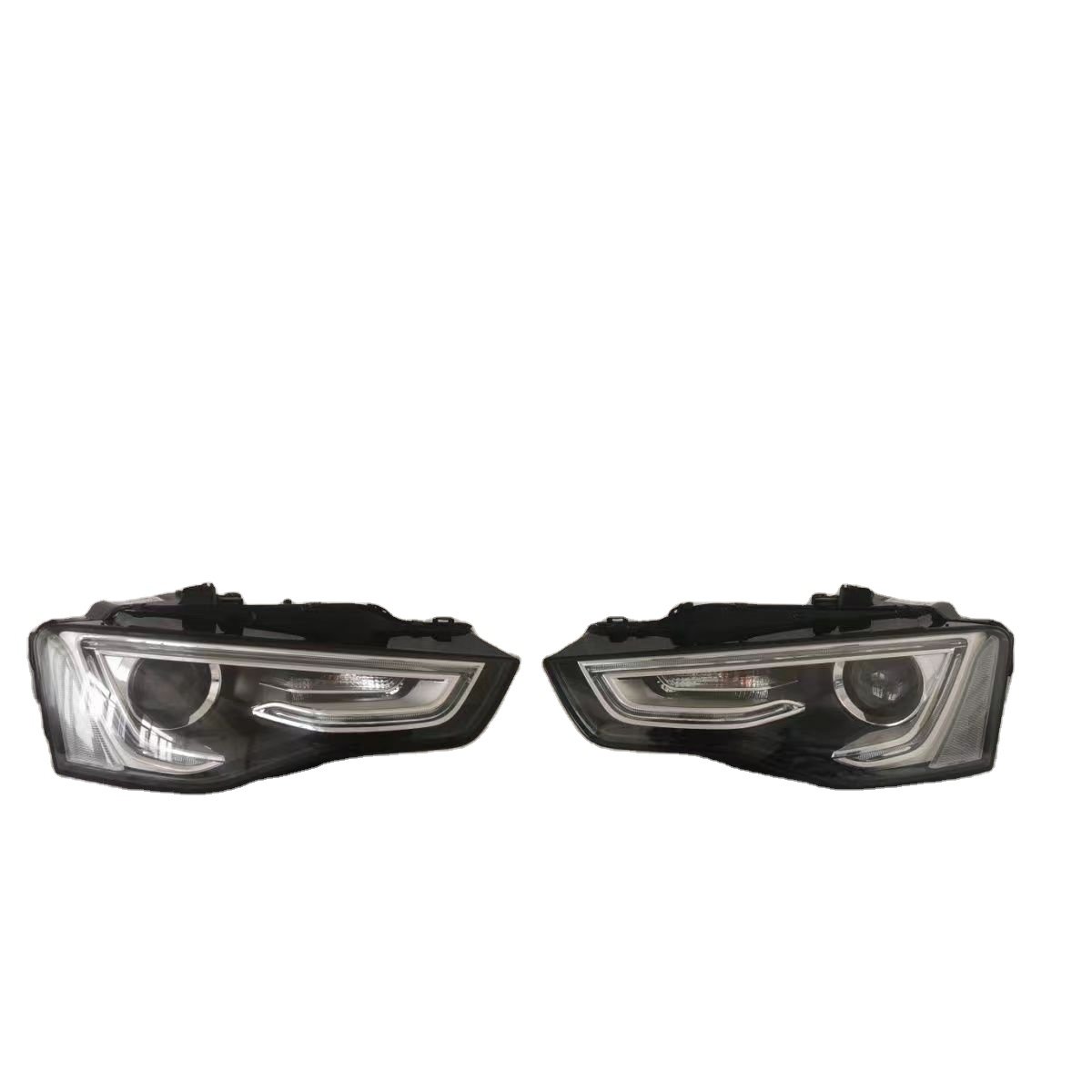 Automotive Parts 12V LED Hernia Front Lighting System Comes Standard With Daytime Running Lights And Headlights For Audi A5