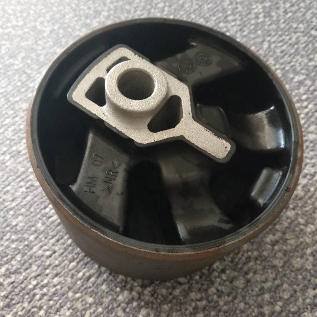 MR403441 Rubber Bushing /Car Front Suspension Control Arm Bushing /Automotive Rubber-Metal Anti VibrationBushings