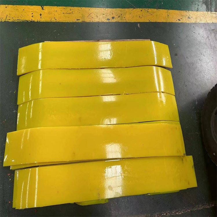 Custom Made Polyurethane (PU) Scraper Sheet for Truck Tractor Injection Molded Snow Plow Blade Cutting Molding Services Included