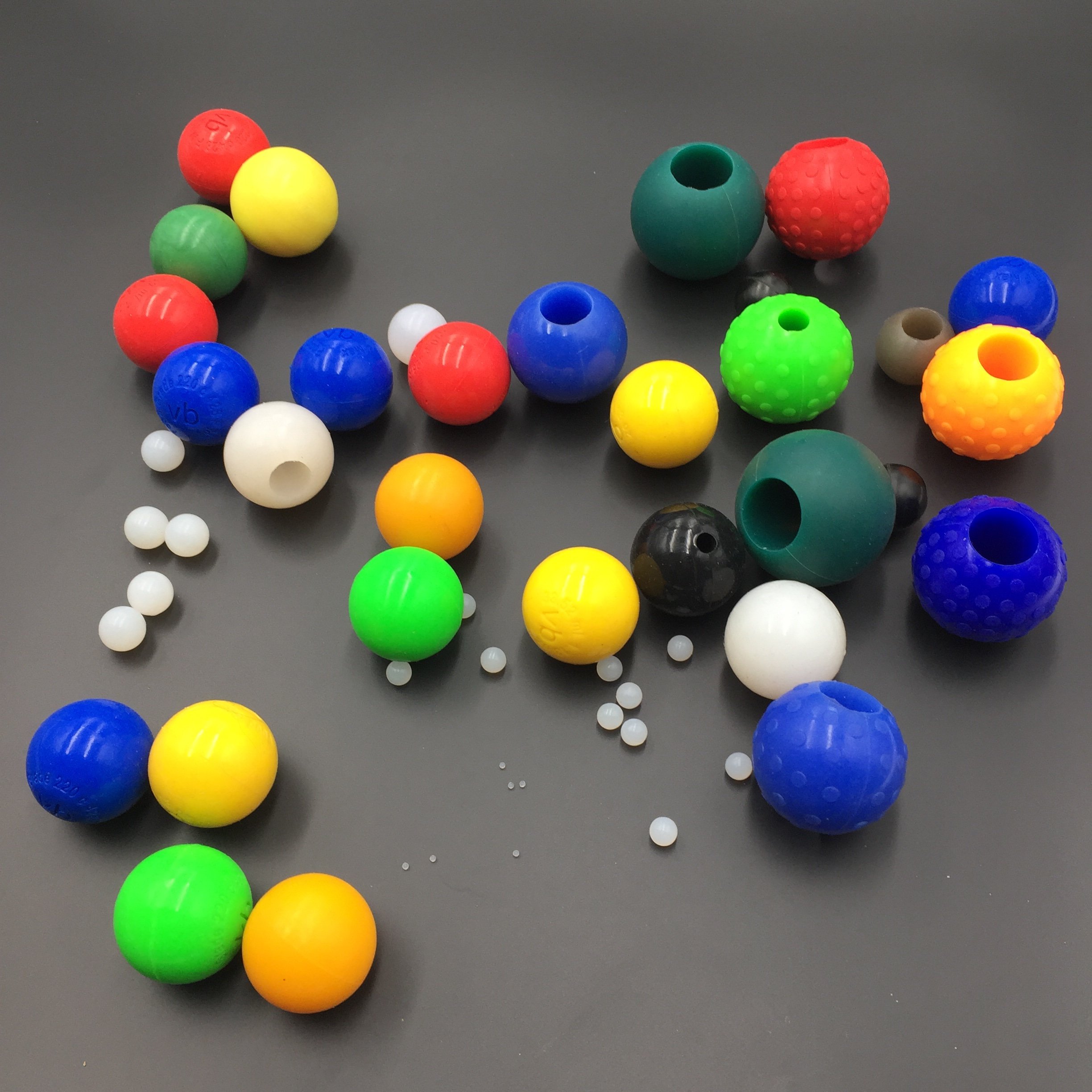 Customized luminous glow in the dark NR NBR FKM EPDM silicone ball soft hard rubber ball