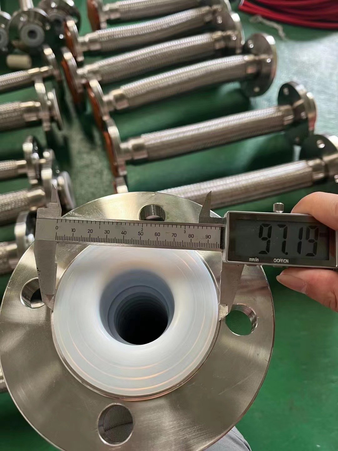 High Quality Temperature And Pressure Resistence Anti-Corrosive Non-Stick PTFE Stainless Steel Wire Braided Hose