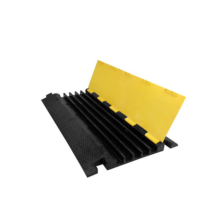 5 Channel Automotive Rubber Cable Ramp Multi-Angle Protector for Cars