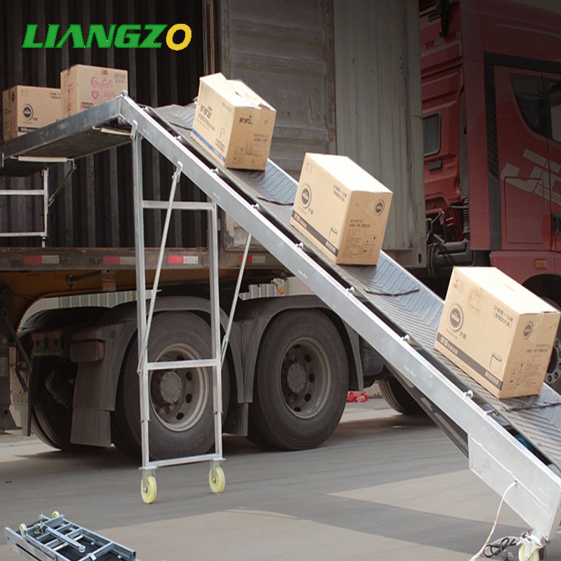 LIANGZO High Quality Folding Industrial Inclined Belt Conveyor for Loading & Unloading